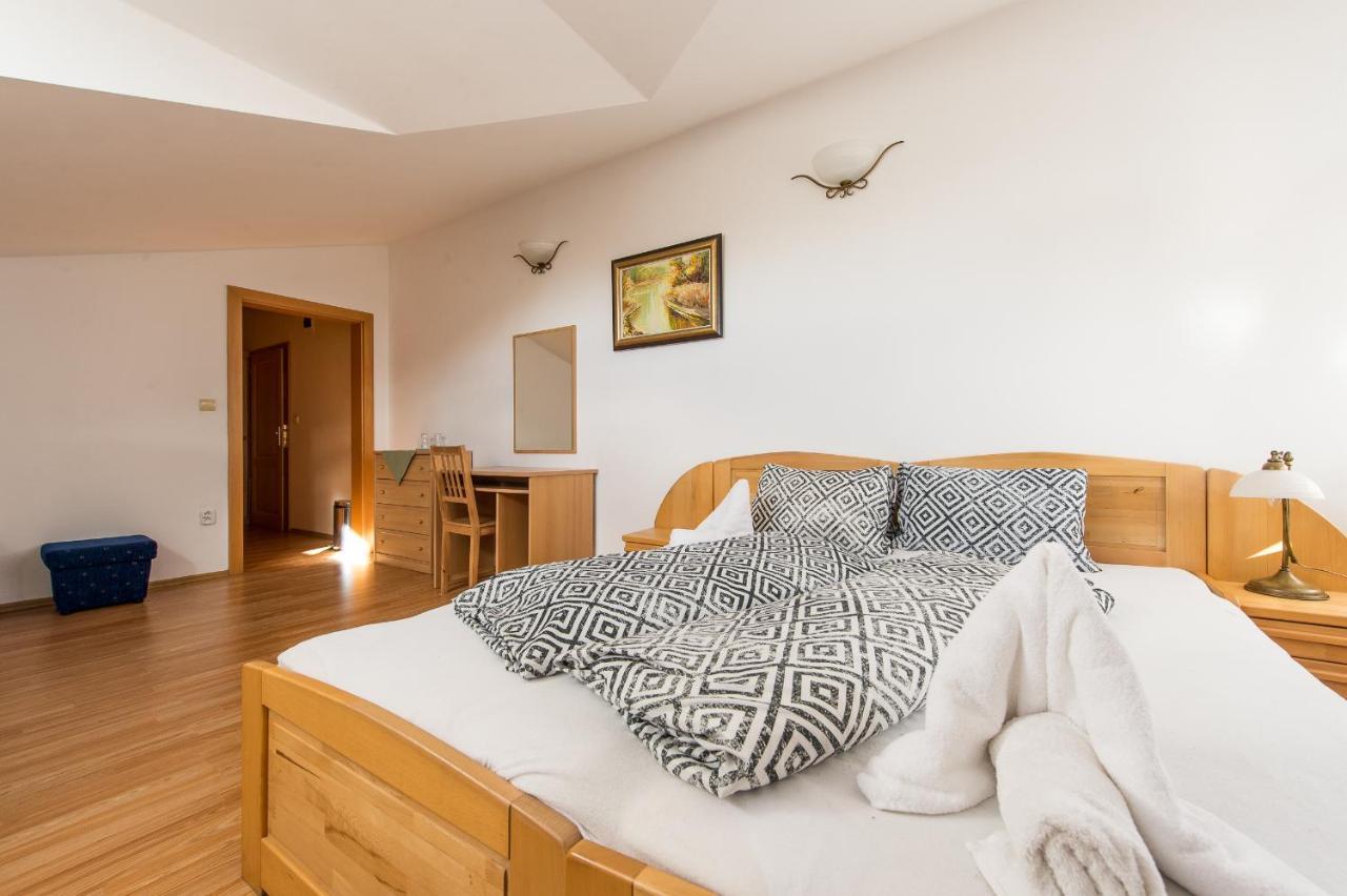 Hotel Euforia Nová Lesná Екстериор снимка