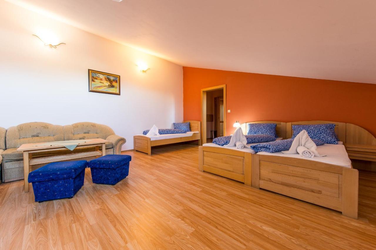 Hotel Euforia Nová Lesná Екстериор снимка