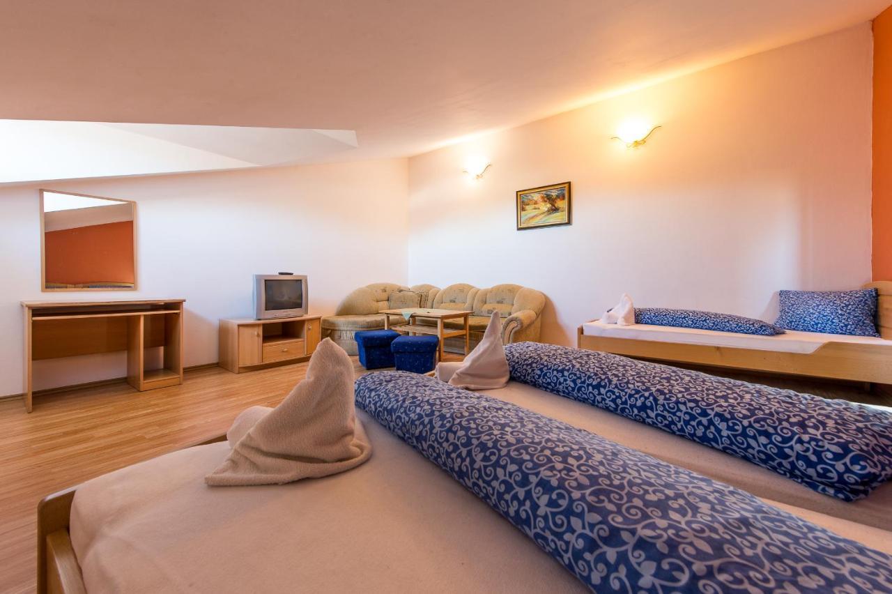 Hotel Euforia Nová Lesná Екстериор снимка